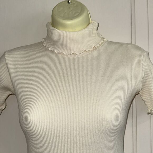 Vtg 60s Cream/Ivory Turtleneck Ribbed Nylon Short Sleeve Bodysuit-Scalloped Trim - Picture 2 of 9